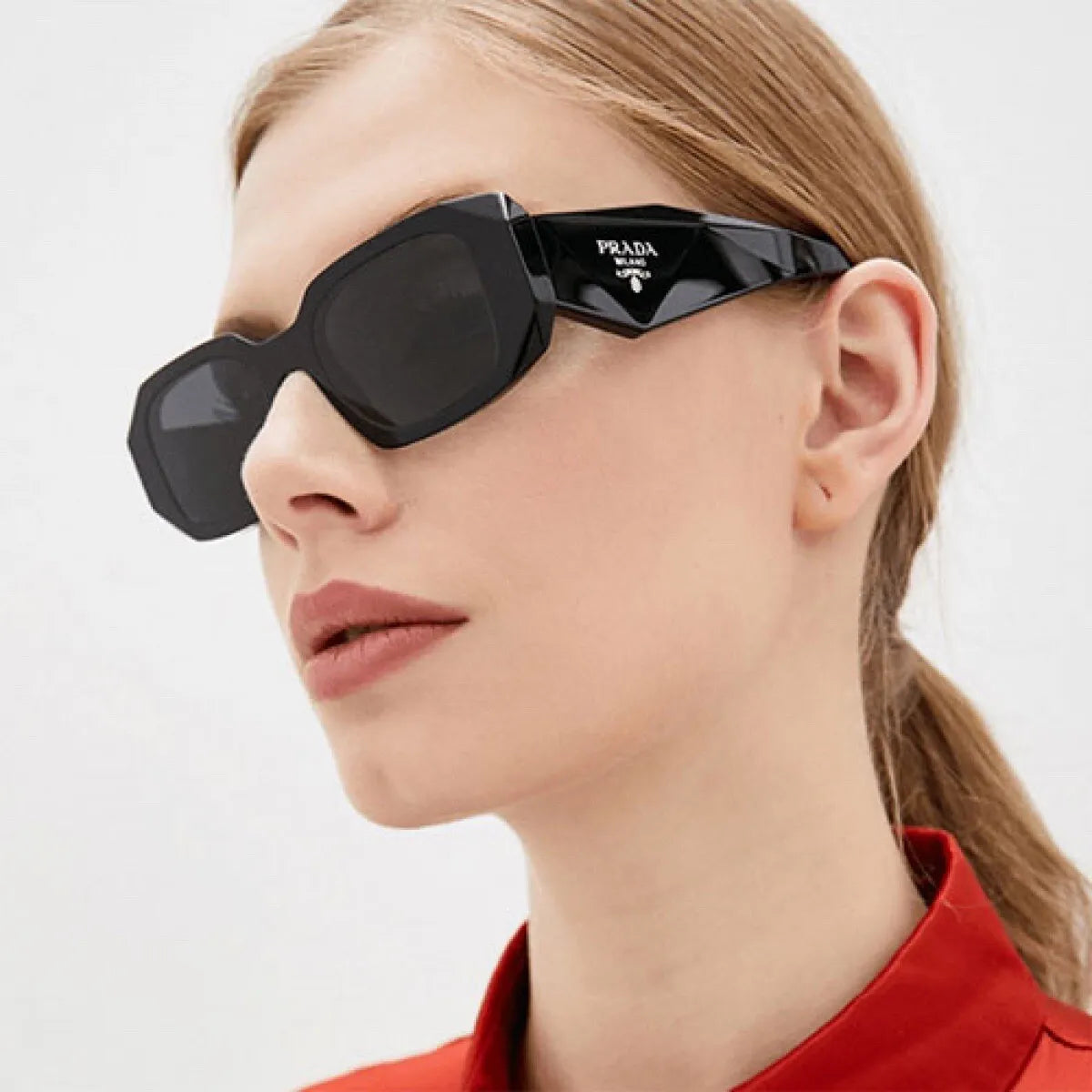 Prada Sunglasses Black-Dark Grey | PRADA PR 17WS Black-Dark Grey